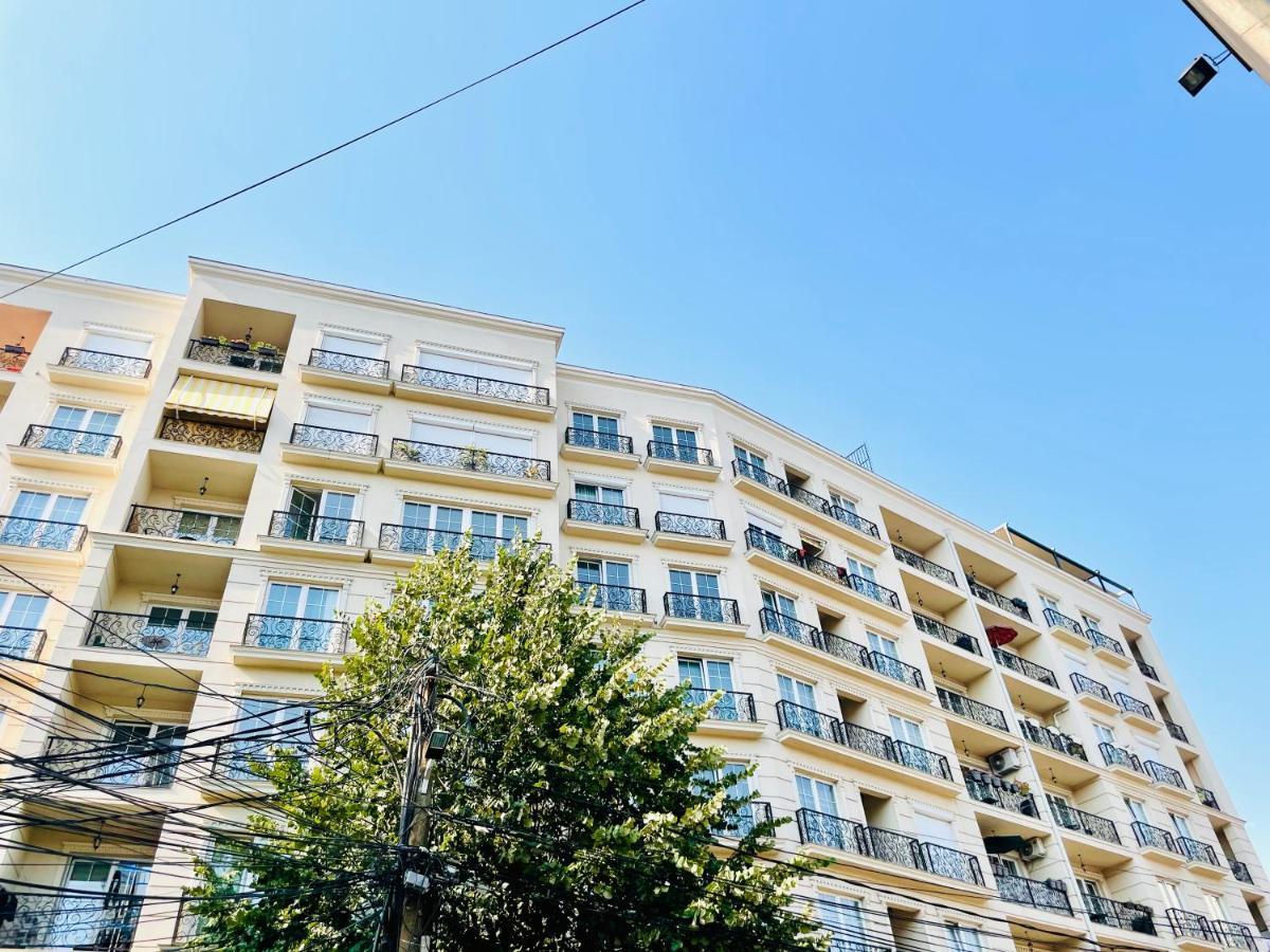 4 Llullat - City Center Apartment Πρίστινα Εξωτερικό φωτογραφία